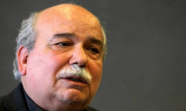 Φιντελ Κάστρο - Βούτσης: Η ανθρωπότητα γίνεται πιο φτωχή