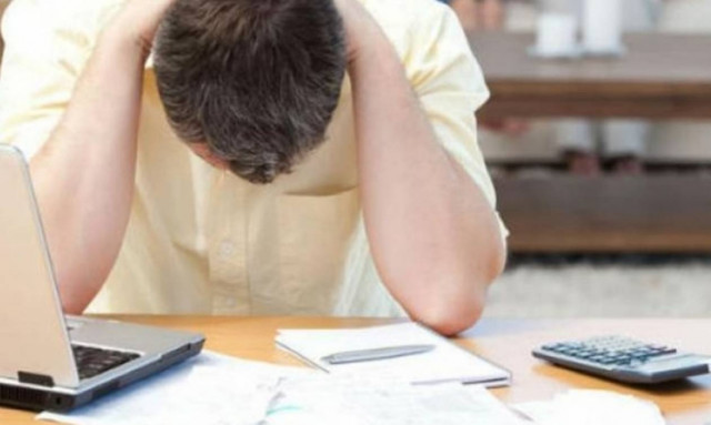 Νέα «βόμβα» από τους δανειστές - Τώρα ζητούν υπολογισμό εισφορών με βάση τον τζίρο!