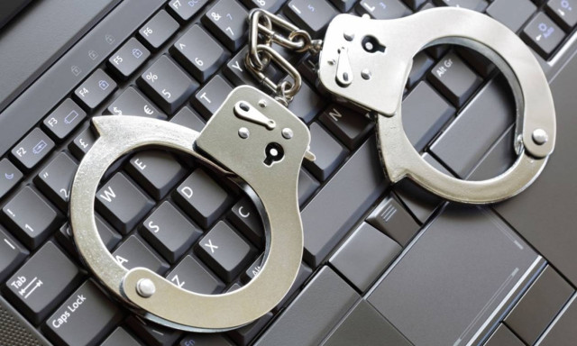 Σοκ στη Μακεδονία από τη σύλληψη 21χρονου για πορνογραφία ανηλίκων