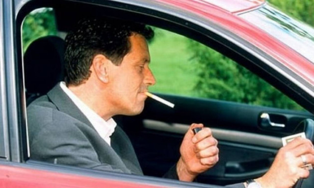 Οκτώ τρόποι για να μην μυρίζει τσιγαρίλα το αυτοκίνητό σας!