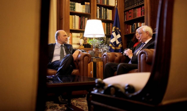 Μοσκοβισί σε Παυλόπουλο: Ήρθε η στιγμή να μιλήσουμε για το ελληνικό χρέος