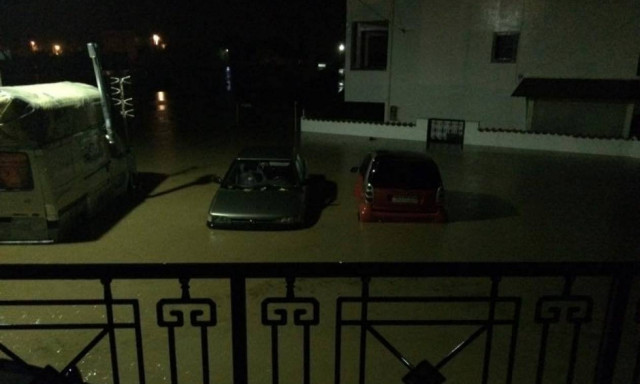 Κακοκαιρία: «Πνίγηκε» η Μυτιλήνη - Κραυγή αγωνίας από τους κατοίκους (video)