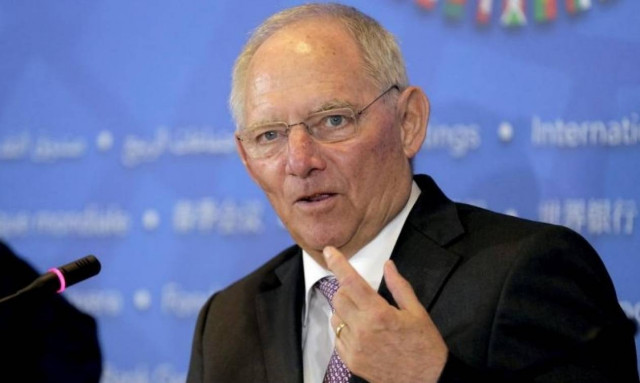 Εγκώμια Σόιμπλε για Φιγιόν: Ελπίζω η Λεπέν να μην γίνει ποτέ πρόεδρος της Γαλλίας