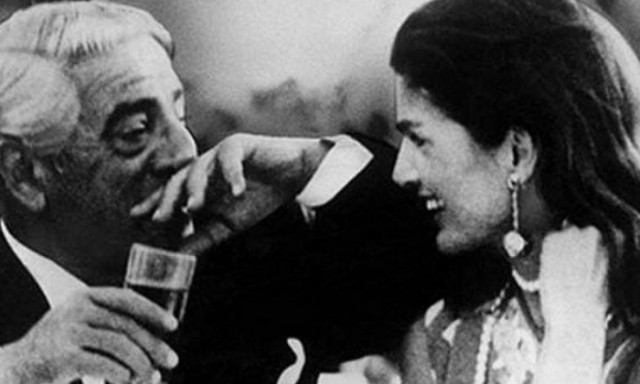 Αποκάλυψη - «βόμβα»: Ο Ωνάσης δεν ήθελε να παντρευτεί την Τζάκι αλλά την...