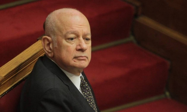 Παπαδημητρίου: Αν μειώσουμε τους φόρους, θα παρεκκλίνουμε από το πρόγραμμα