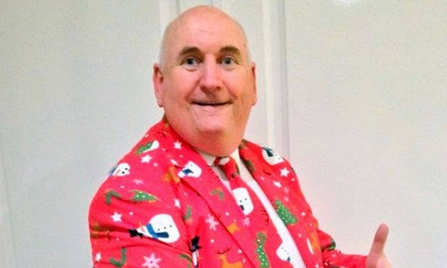 Αυτός είναι ο άνθρωπος που θα έχει Χριστούγεννα 47 ωρών! (pics)