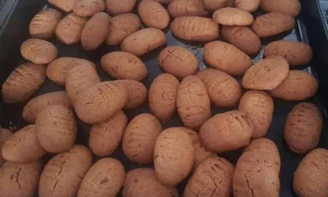 Έτοιμα τα μελομακάρονα της τραγουδίστριας