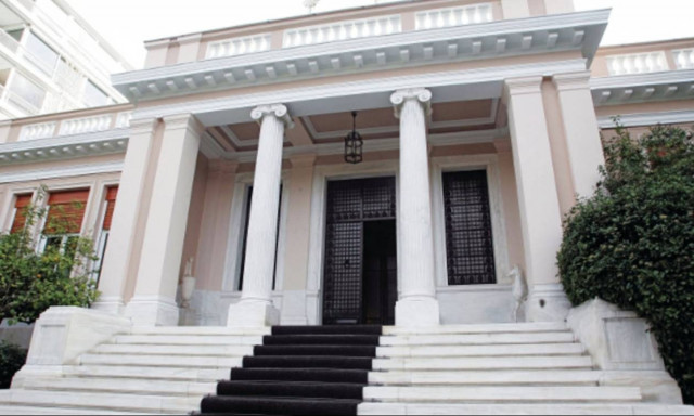 Επιχείρηση... καθησυχασμού από το Μαξίμου: H αξιολόγηση θα κλείσει χωρίς νέα μέτρα