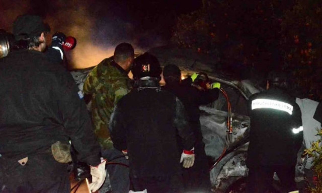 Σοκαριστικές εικόνες: Οδηγός κάηκε ζωντανός στην εθνική οδό Άργους – Μυκηνών