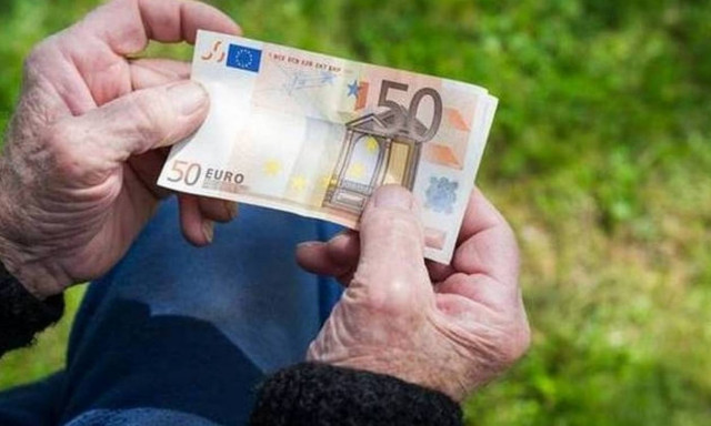 Νωρίτερα από το προγραμματισμένο η καταβολή των συντάξεων Ιανουαρίου