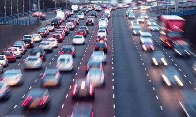 Τέλη κυκλοφορίας 2017: Πώς θα κάνετε την εκτύπωση - Δείτε πίνακες με τα ποσά