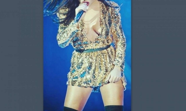 Ελληνίδα τραγουδίστρια πιο σέξι από ποτέ «αναστατώνει» τα πλήθη