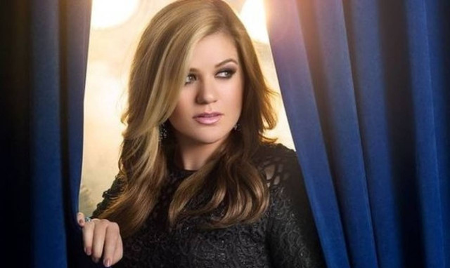 Μα πόσο πολύ έχει μεγαλώσει! Η κόρη της Kelly Clarkson έχει γίνει μία δεσποινίδα πια