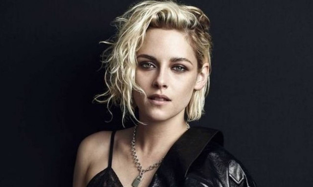 Η Kristen Stewart πρωταγωνιστεί στο νεό videoclip των Rolling Stones και είναι πιο sexy από ποτέ
