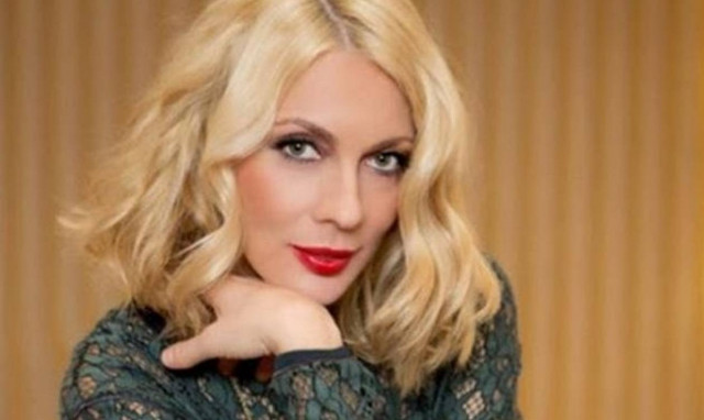 Σμαράγδα Καρύδη: «Για μένα είναι εντυπωσιακό πόσα πράγματα ξέρει τεχνικά γύρω από το σινεμά»