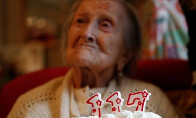 Η γηραιότερη γυναίκα στον πλανήτη αποκαλύπτει τι τρώει κάθε μέρα