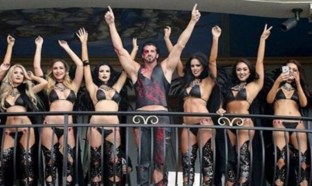 Απίστευτο πάρτι οργίων με αλκοόλ, ναρκωτικά και άγριο σεξ (photos+video)