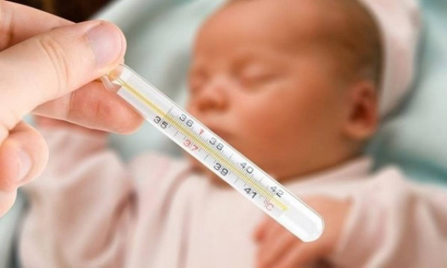 Τι να κάνετε στην περίπτωση που το μωρό σας ανεβάσει 40 πυρετό