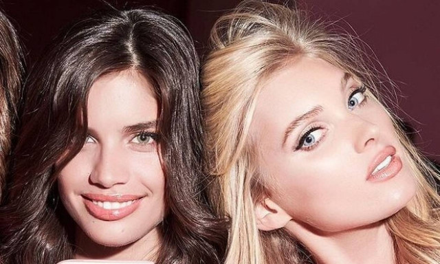 Video time! Οι experts αποκαλύπτουν όλες τις λεπτομέρειες για τα μαλλιά & το μακιγιάζ των VS Angels