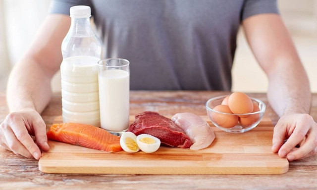 Πόσες πρωτεΐνες χρειάζεστε αν κάνετε δίαιτα