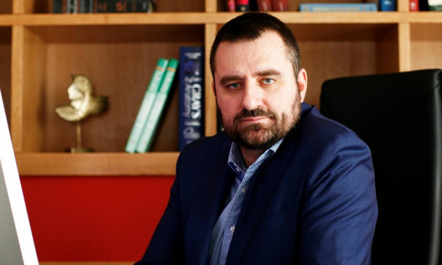 Πόσο σημαντικός είναι ο τραχηλικός λεμφαδενικός καθαρισμός στον θυρεοειδικό καρκίνο;