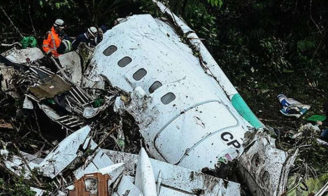 Συλλήψεις για τη συντριβή του αεροσκάφους που μετέφερε τη Σαπεκοένσε