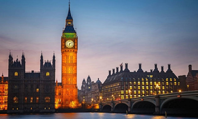 Η MI6 προειδοποιεί: Το ISIS οργανώνει επίθεση «άνευ προηγουμένου» στη Βρετανία