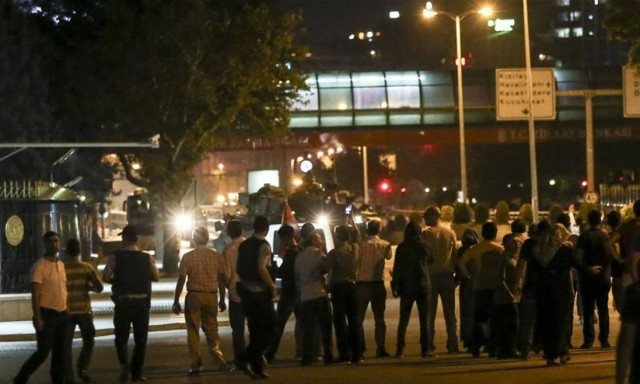 Τουρκία: Δεκάδες συλλήψεις φοιτητών έπειτα από επιδρομή της αστυνομίας σε φοιτητικές εστίες