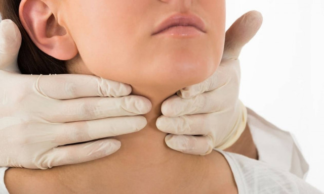 Θυρεοειδής: Ποια είναι τα σημάδια που φανερώνουν δυσλειτουργία