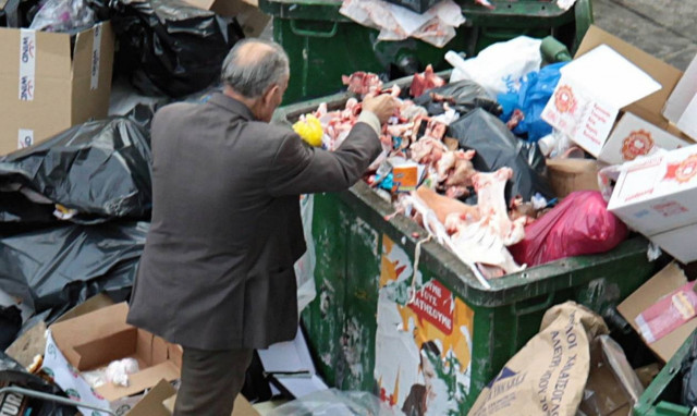 Ποιοι χαμηλοσυνταξιούχοι δικαιούνται την Έκτακτη Οικονομική Παροχή του Αλέξη Τσίπρα-Ποια τα κριτήρια