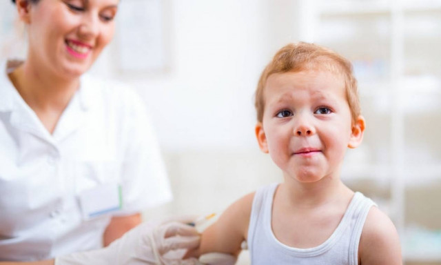 Μηνιγγίτιδα Β: Εν αναμονή της συνεδρίασης της Εθνικής Επιτροπής για το εμβόλιο