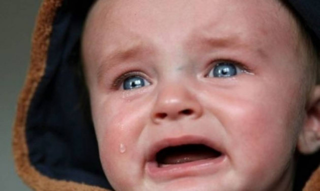 Τέσσερις τρόποι για να αντιμετωπίσετε το κλάμα του μωρού