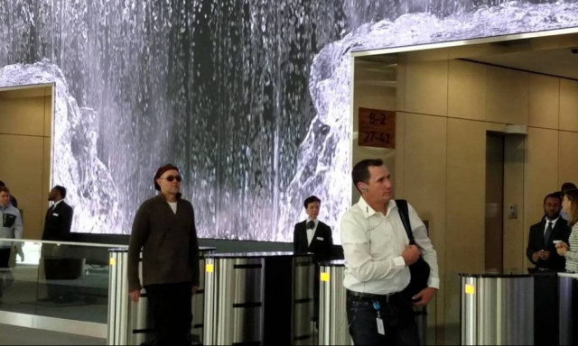 Ίσως η πιο σκαλωματική είσοδος γραφείων στον κόσμο