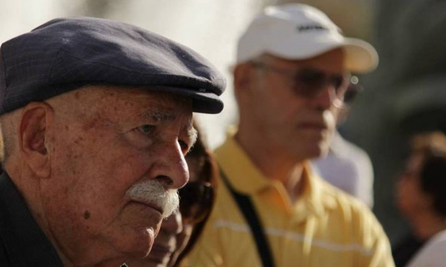 13η σύνταξη: Διευκρινήσεις από τον διοικητή του ΙΚΑ