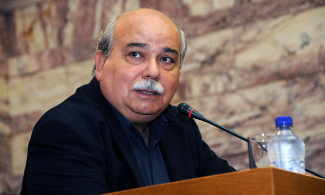 Προϋπολογισμός 2017: Στήριξη της Βουλής για το προσφυγικό από τα 5 εκατ. ευρώ που εξοικονόμησε