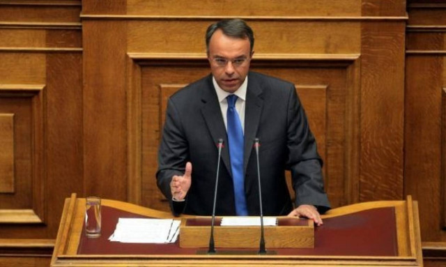 Προϋπολογισμός 2017 - Σταϊκούρας: «Να σε κάψω Γιάννη, να σε αλείψω λάδι»