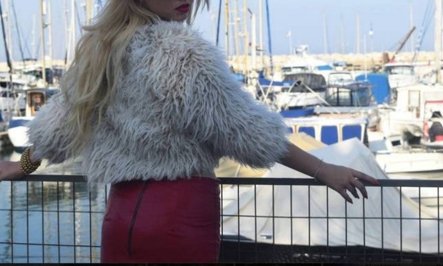 Μας πέταξε τα μάτια έξω Κύπρια δημοσιογράφος (photo)