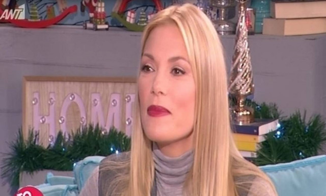 Το κοντινό πλάνο και η ενόχλησή της Βίκυς Καγιά στο Πρωινό