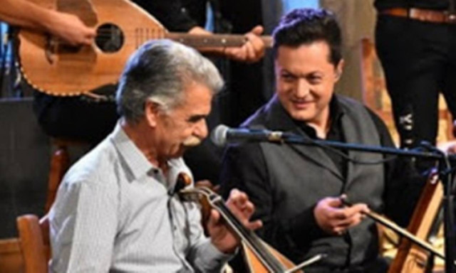 Μοναδικό Πεντοζάλη με ποντιακή και Κρητική λύρα! (video)