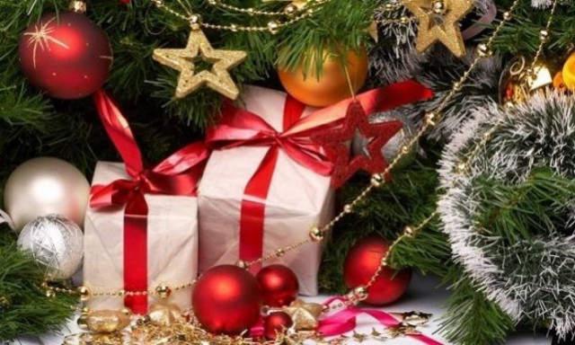 Χρήσιμες συμβουλές για το πώς θα επιλέξετε τα «τέλεια» δώρα για τις γιορτές