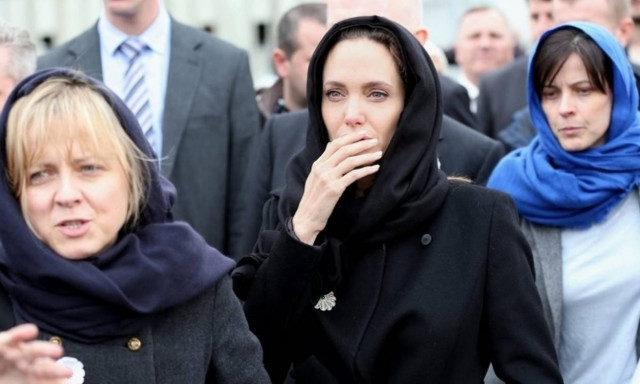 Jolie-Pitt: Οι δυο... μάγισσες που τους χώρισαν