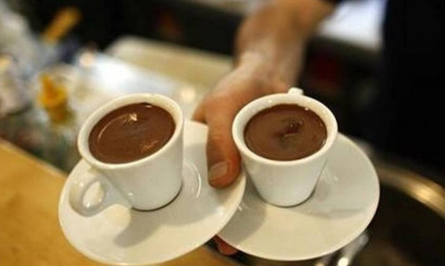 Επτά τρόποι να ξυπνήσετε χωρίς να πιείτε καφέ