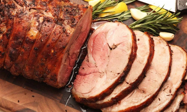 Το ρολό μοσχάρι στο φούρνο έχει την δική του ιεροτελεστία