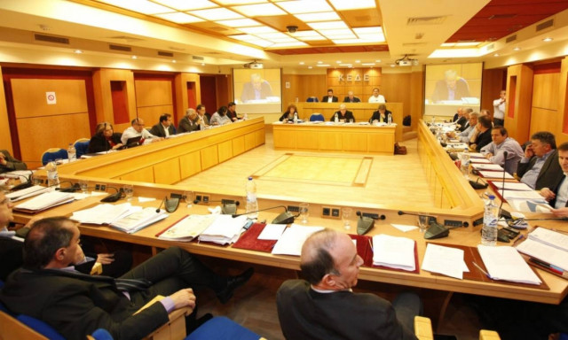 ΚΕΔΕ: Να μην γίνει καμία περικοπή πόρων το 2017