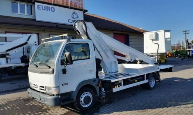 Ολυμπία: Τραγωδία με 55χρονο ηλεκτρολόγο που στόλιζε για τα Χριστούγεννα