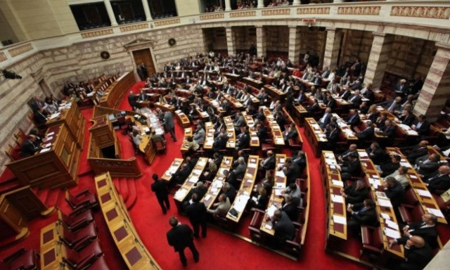 Parliament approves one-off cash benefit for low-income pensioners