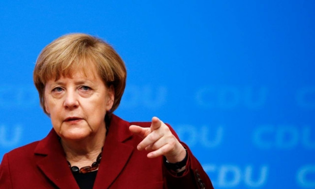 «Η Γερμανία πρέπει να εγκαταλείψει το ευρώ»