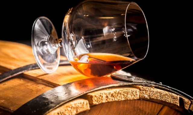 Με... ρούμι θέλει η Κούβα να πληρώσει το χρέος της στην Τσεχία!