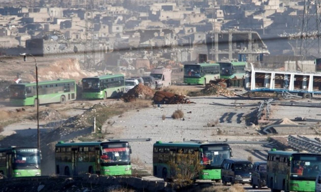 Συρία: Περισσότεροι από 6.400 άνθρωποι εγκατέλειψαν το Χαλέπι το τελευταίο 24ωρο