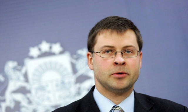 Ντομπρόβσκις για παροχές Τσίπρα: Περιττή και άχρηστη η κατάσταση που δημιούργησε